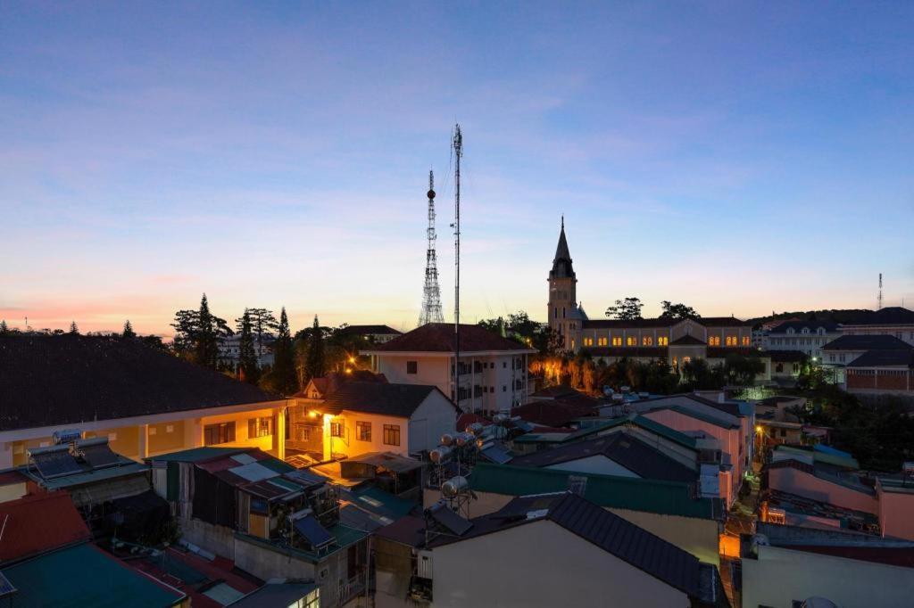 Yukkuri Boutique Hotel Dalat מראה חיצוני תמונה